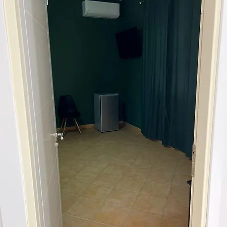 فندق مبيت وإفطار Tirana Rooms