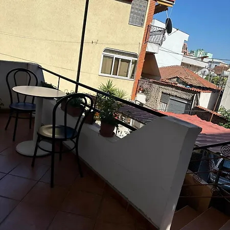 Tirana Rooms تيرانا