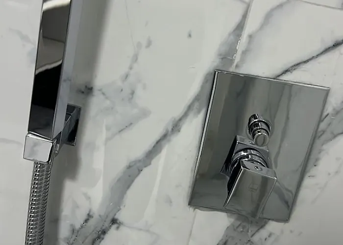 فندق مبيت وإفطار Tirana Rooms تيرانا