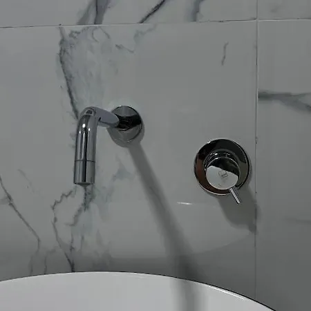 Tirana Rooms Panzió 3*