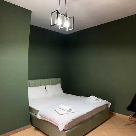 Tirana Rooms Panzió